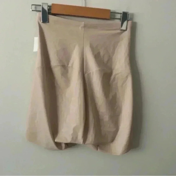 NWT TC Fine Intimates Adjust Perfect Firm Control Shaping  Shorts L - Picture 4 of 6